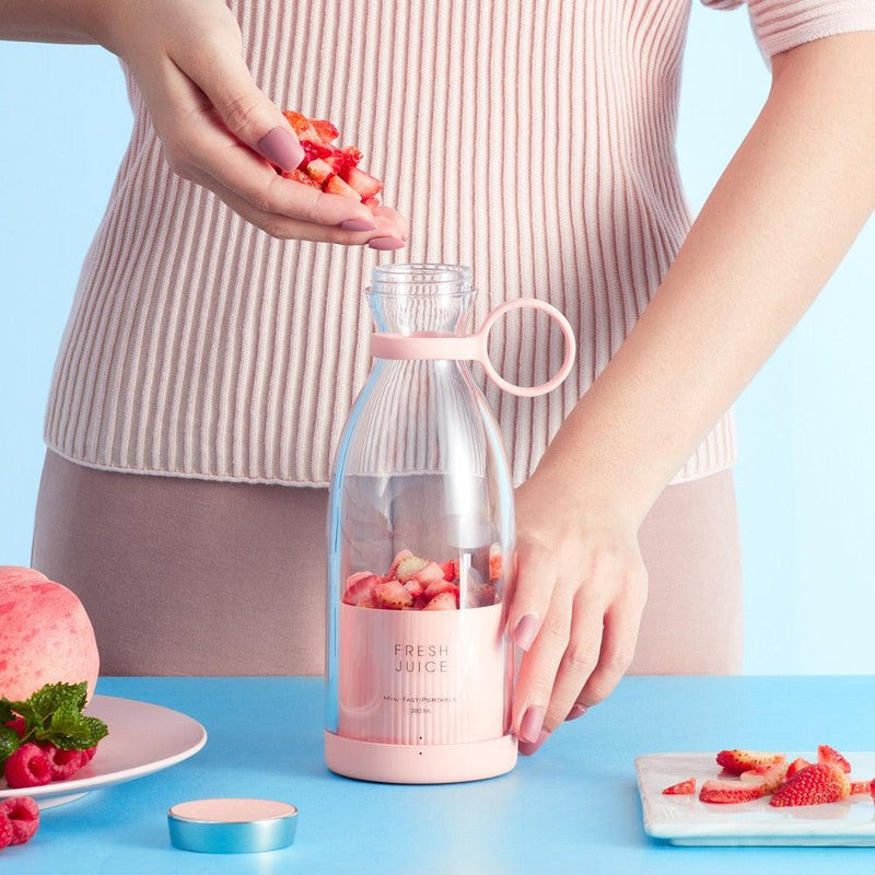 Liquidificador Portátil recarregável FRESH JUICE™ - Lojas Baumani